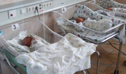 Роды без ответственности: почему в России продолжают гибнуть младенцы