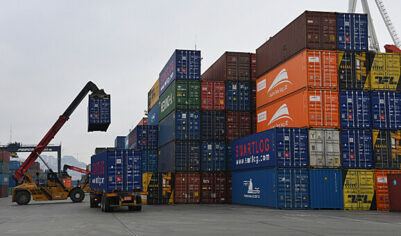 Торговля РФ и Китая впервые за пять лет пошла на спад: причины и перспективы