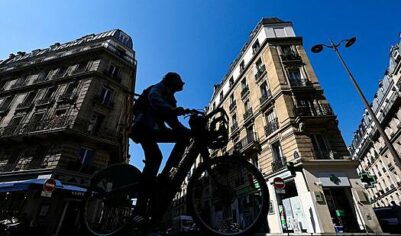 Во Франции заявили о бюджетном удушье