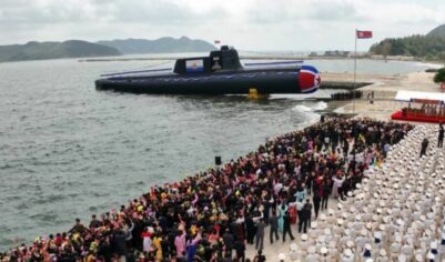 Ким Чен Ын показал «монстра» подлодку: она затмит американские субмарины и спрячется под водой НАВСЕГДА