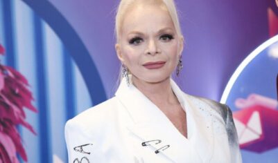 СМИ: Ларису Долину выселят из квартиры с приставами