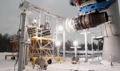 «Птицы» расстреляли двигатель «Суперджета». ПД-8 выдержал стаю из пушки — видео шокирует