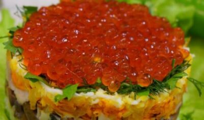 Салат с красной икрой и кальмарами вкусный рецепт с фото пошагово и видео