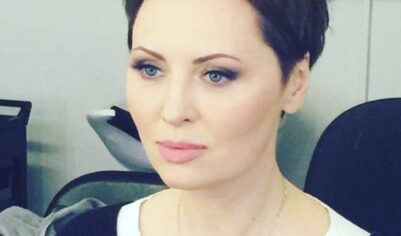 Елена Ксенофонтова показала редкие фото дочери в честь ее 14-того дня рождения