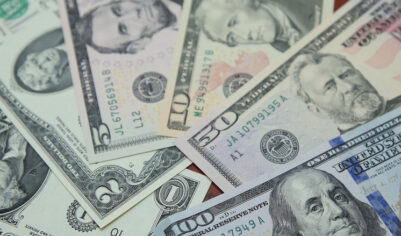 В казну не долили нефти: названа цена сырья, позволяющая избежать дефицита бюджета