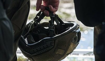 Бросившего сына россиянина обвинили в присвоении миллионов из его гробовых за СВО