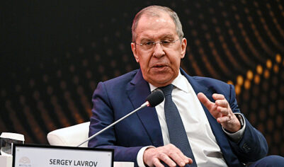 Лавров выразил соболезнования Ван И в связи с гибелью туристов на Байкале