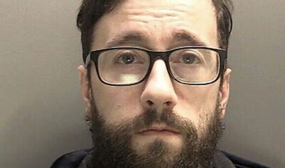 Британский педофил получил 14 лет тюрьмы за изнасилование младенца и собаки