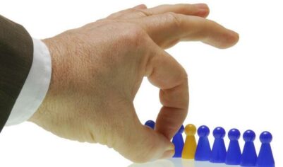 «Настоящая бойня»: одна из крупнейших газет увольняет сотни сотрудников