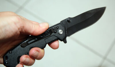 SCMP: японец зарезал беременную женщину, выследив ее по GPS-трекеру