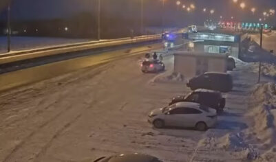 «Муж и сын в шоке»: дорожные кассирши рассказали, как приняли роды на трассе