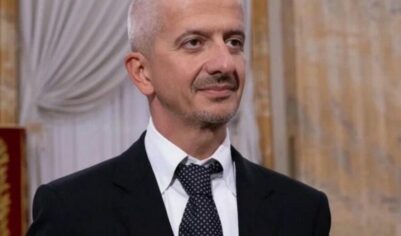 Богомолов покинул пост и. о. ректора Школы-студии МХАТ