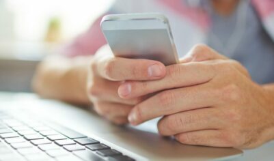 Минстрой и ФАС проверят жалобы россиян на резкий рост цен за ЖКУ