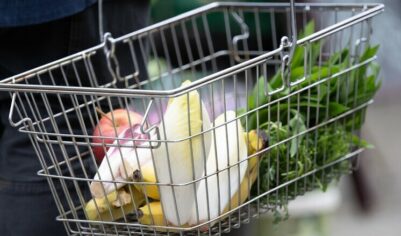 Корзина в двух измерениях: в феврале основные продукты подорожали на 1,3%