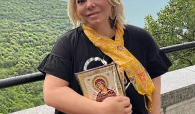 Яна Поплавская в шоке, что жены футболистов похожи друг на друга