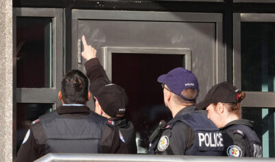 В консульстве страны-агрессора в Канаде раздались выстрелы