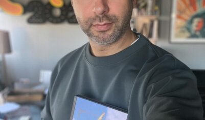 Иван Ургант поделился кадрами с женой в честь ее 48-го дня рождения (видео)