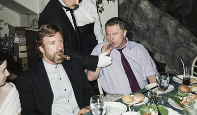 Встреча с Немцовым и ужин с Жириновским: что Чак Норрис делал в России