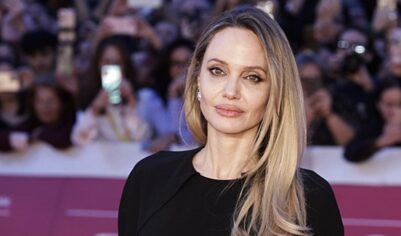 Актриса Джоли наняла киллера, чтобы убить себя