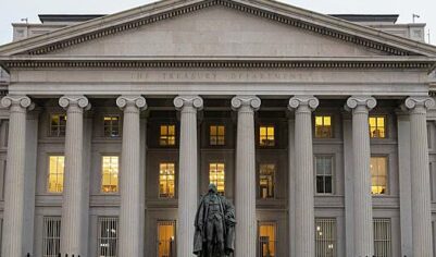Стали известны сроки вступления в силу 15-процентных пошлин США