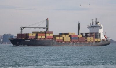 Трамп: США переправляют венесуэльскую нефть в Техас