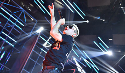 Сергей Аморалов из «Отпетых мошенников» прокомментировал смерть жены: «Да, Маши больше нет»