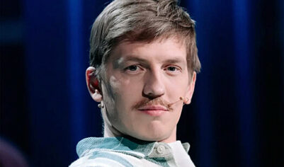 Mash: Комик Алексей Щербаков втайне устроил мини-тур по России