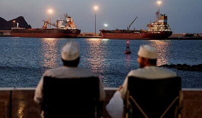 Спрогнозирована судьба трафика в Ормузском проливе