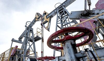 Нефтегазовые доходы бюджета РФ будут расти еще два месяца
