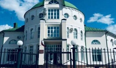 Женщину-полицейского не стали сажать в тюрьму за взятку от мигрантки