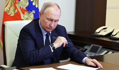 Путин потребовал объяснений по поводу макропоказателей