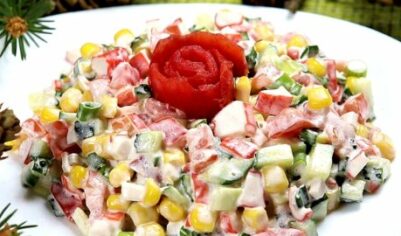 Салат Красавица с крабовыми палочками вкусный рецепт с фото пошагово и видео
