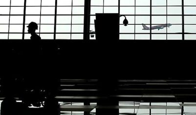 РИА Новости: Россиянку могут удерживать на Бали, родственники бьют тревогу
