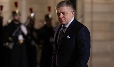 Премьер-министр европейской страны призвал снять санкции против российской нефти и газа