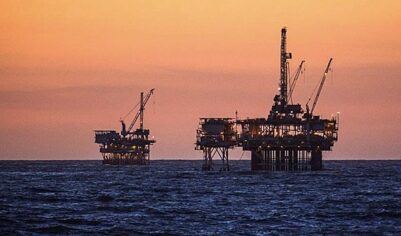 Цены на нефть взлетели из-за риска срыва перемирия в Иране