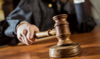 Суд изъял 1,1 млрд рублей у бывшего мужа Лолиты и экс-глав республики Коми