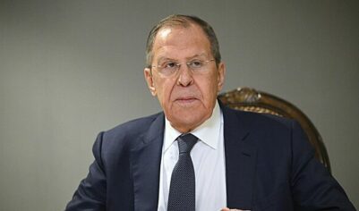 Лавров обвинил МВФ в выдаче денег Украине сверх положенной квоты