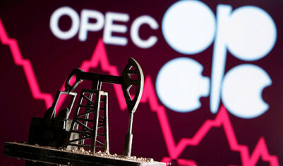 Страны ОПЕК+ в апреле снизили добычу нефти